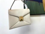 Valentino One Stud - Image 5