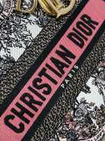 Dior Medium Lady D-Lite bag - Image 4