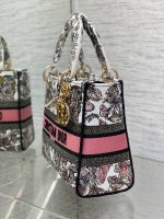Dior Medium Lady D-Lite bag - Image 6