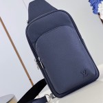 Louis Vuitton Avenue NM Slingbag