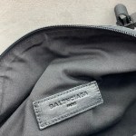 Balenciaga Waist bag - Image 8