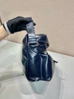 Prada Leather shoulder bag - Image 5
