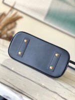 Louis Vuitton Alma BB - Image 4