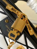 Louis Vuitton Alma BB - Image 5