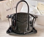 ANTIGONA LOCK SOFT - Image 2