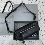 Balenciag Spring 24 · Le cagole Small Bag - Image 7