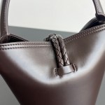 BOTTEGA VENETA Small Liberta Bucket - Image 4
