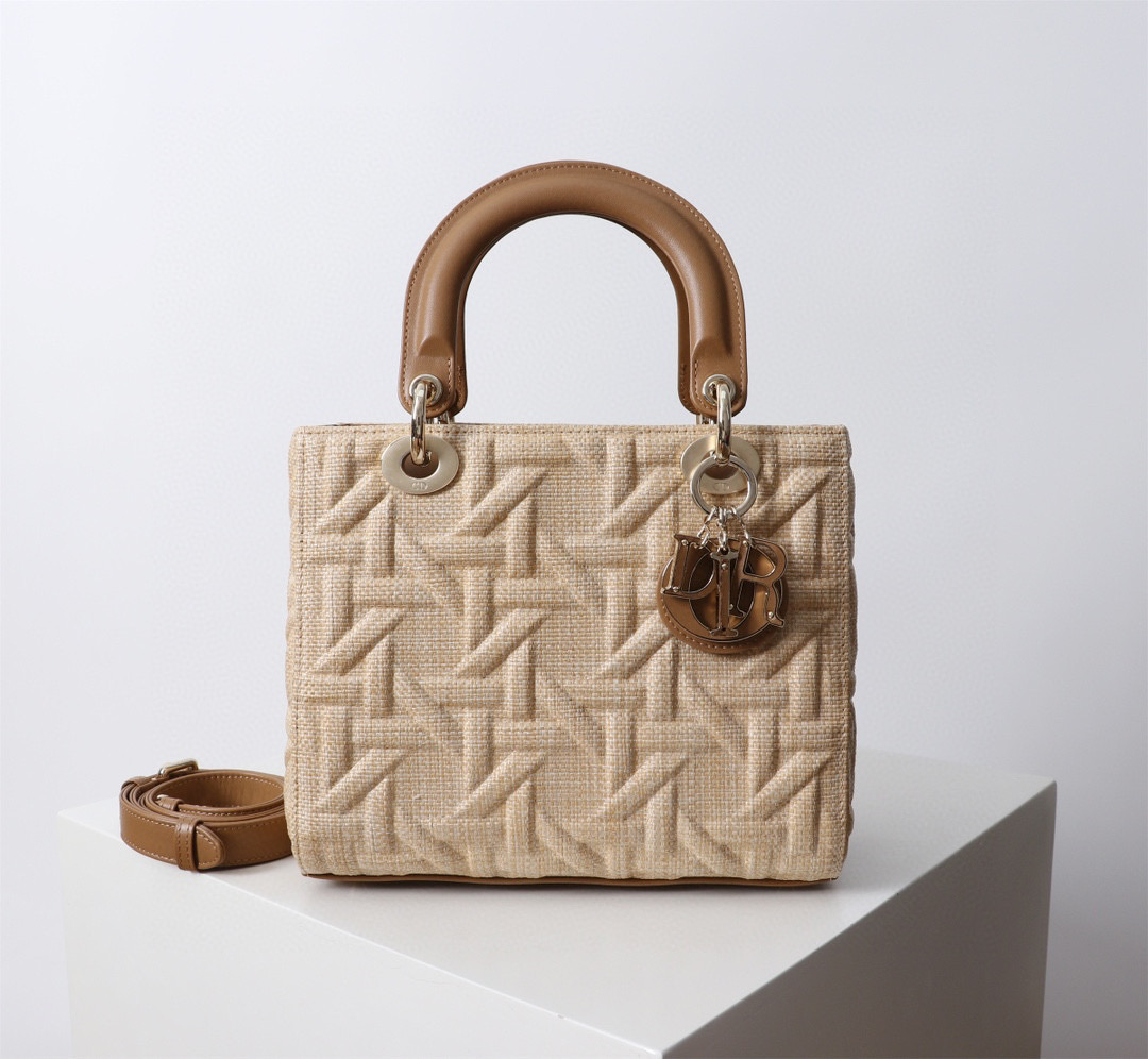 HSC-DCBFAA404ED4 Medium Lady Dior Bag - Image 1