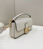 FENDI BAGUETTE - Image 3