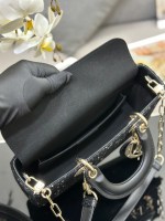 Dior Lady D-Joy Bag Medium - Image 8