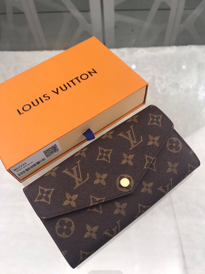 HSC-DFCD7FE2648A Louis Vuitton Wallet - Image 1