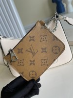 Louis Vuitton Marelle Handbag - Image 4