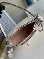 Louis Vuitton Marelle Handbag - Image 8