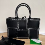 BOTTEGA VENETA Arco Tote