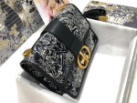 Dior 30 Montaigne - Image 5