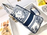 Dior Medium Lady D-Lite bag - Image 3