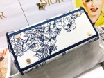 Dior Medium Lady D-Lite bag - Image 4