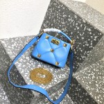 Valentino Garavani Roman Stud