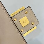 Fendi Baguette Medium Bag - Image 5