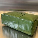Bottega Veneta BV Arco Camera Bag - Image 9
