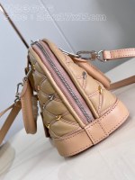 Louis Vuitton Alma BB - Image 4