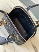 Louis Vuitton Alma BB - Image 9