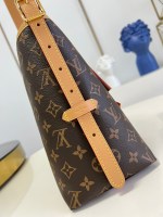 Louis Vuitton Sac CarryAll PM - Image 4