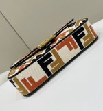 Fendi Baguette Bag - Image 4