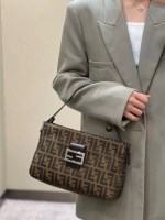 Fendi Vintage - Image 4