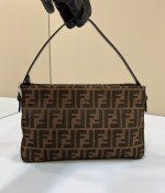 Fendi Vintage - Image 5