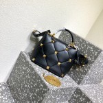 Valentino Garavani Roman Stud - Image 8