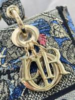 Dior Medium Lady D-Lite bag - Image 6