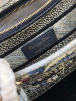 Dior Medium Lady D-Lite bag - Image 9
