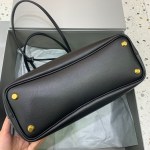 Balenciaga Women’s Bel Air Tote Bag Medium - Image 4