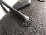 Givenchy Antigona Medium - Image 8