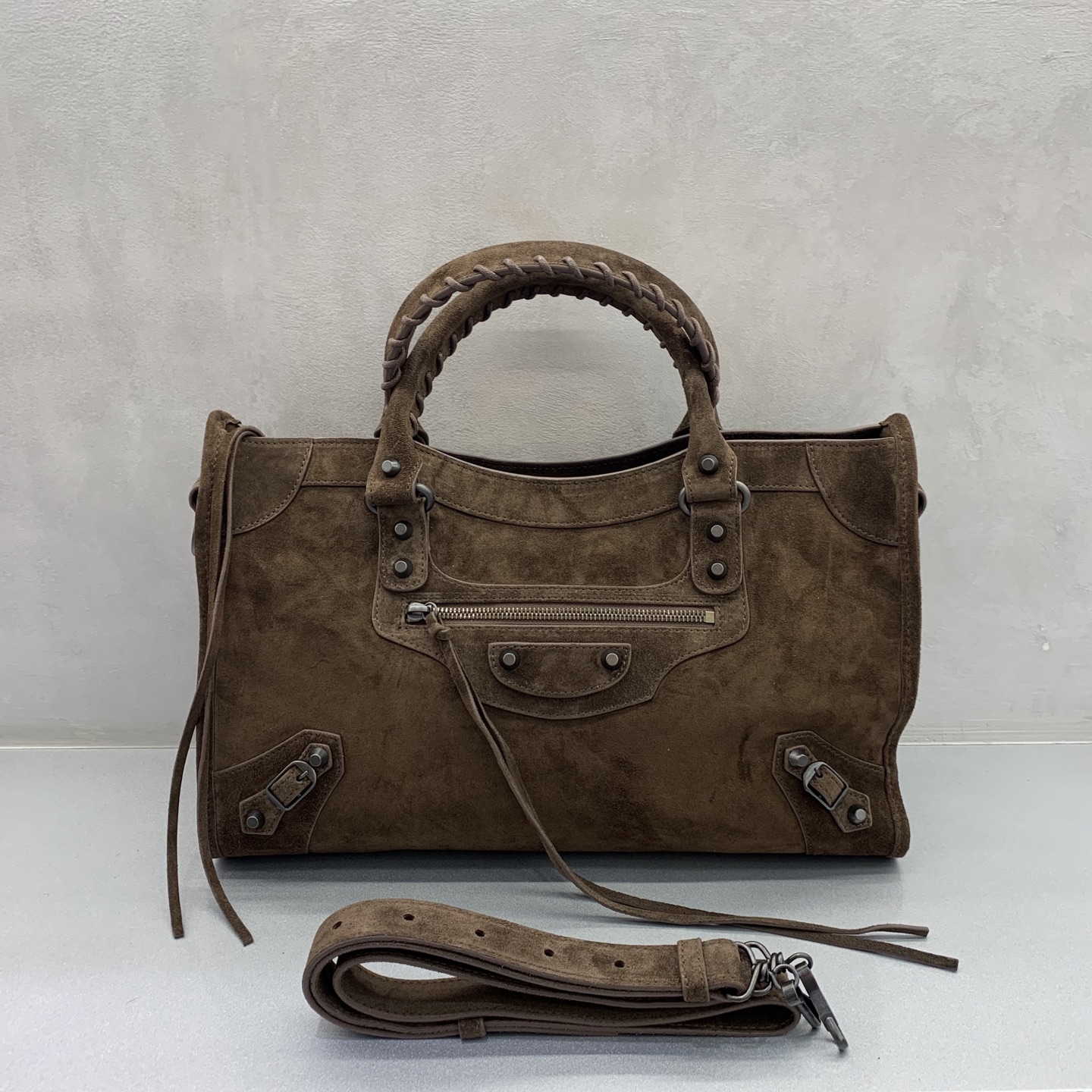HSC-F6D4A831F1FD Balenciaga Women’s Le City Bag Medium - Image 1