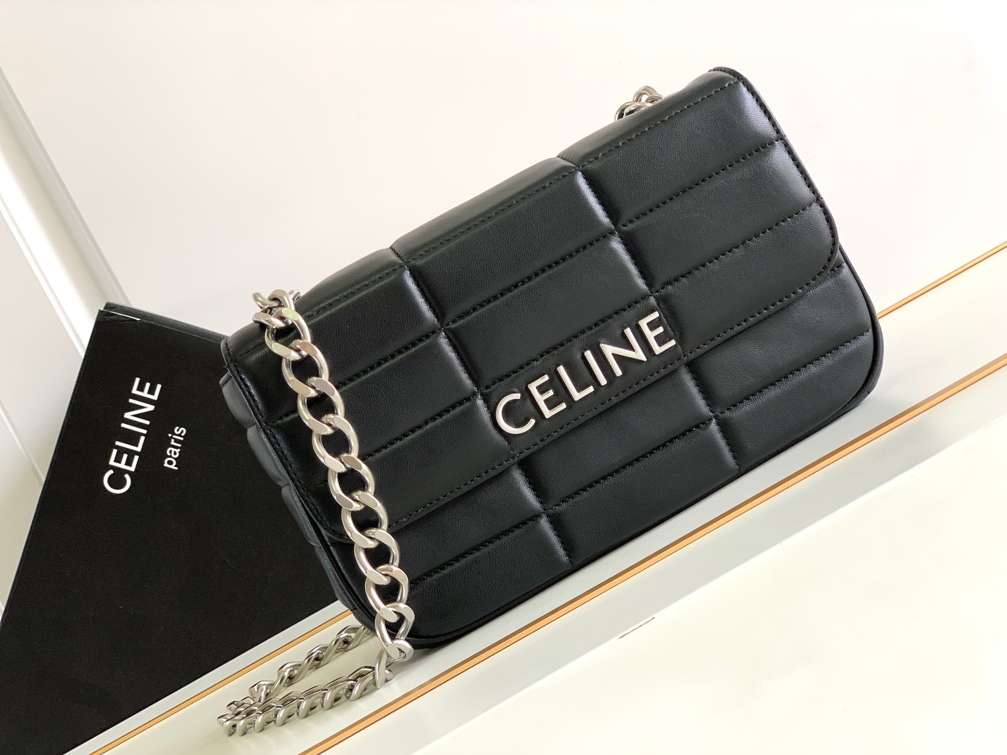 HSC-F6E67DF739B4 CELINE CHAIN SHOULDER BAG MATELASSE MONOCHROME - Image 1