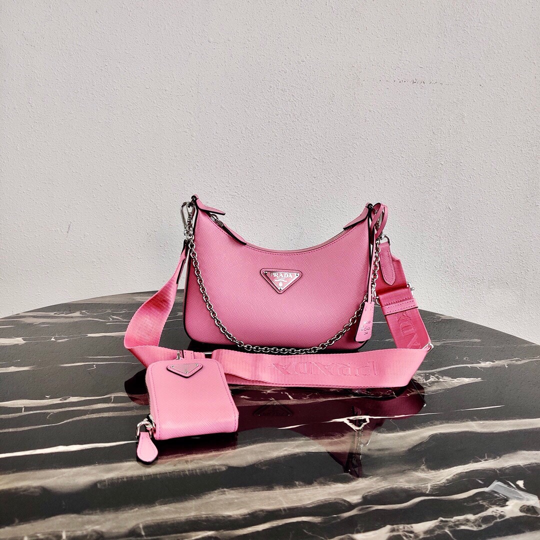 HSC-F84B8E01F28A Prada Re-Edition 2005 Saffiano leather bag - Image 1