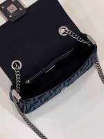 Fendi Baguette Bag - Image 9