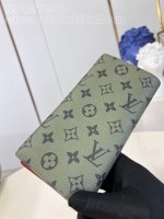 Louis Vuitto Wallet - Image 3
