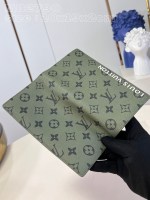 Louis Vuitto Wallet - Image 4