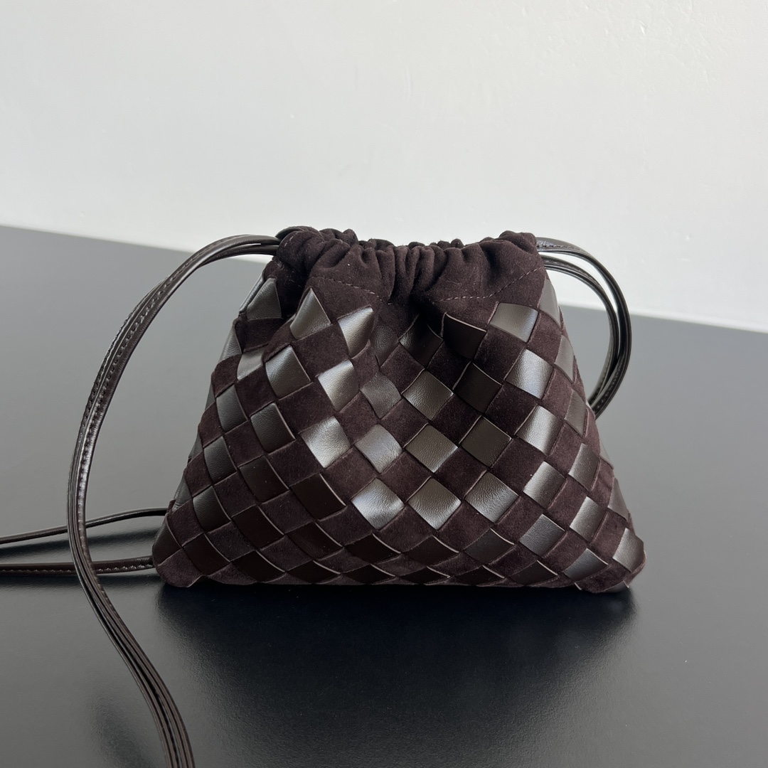 HSC-FD4D4B21B671 BOTTEGA VENETA Small Dustbag - Image 1
