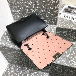 Valentino Beehive - Image 4